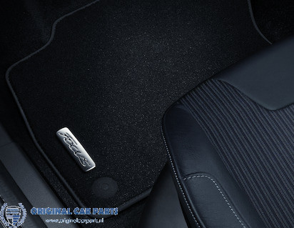 Ford Focus 02 2015 2018 Floor Mats Premium Velours Front Black