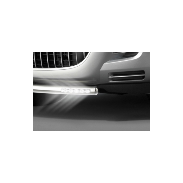 Musketier Peugeot 4007 front bar with LED day time running lights