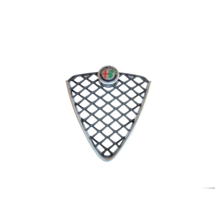Alfa Romeo Giulia grill