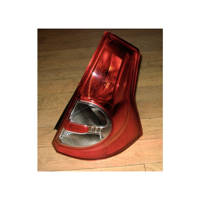 Dacia Sandero 2008 - 2012 tail light right 