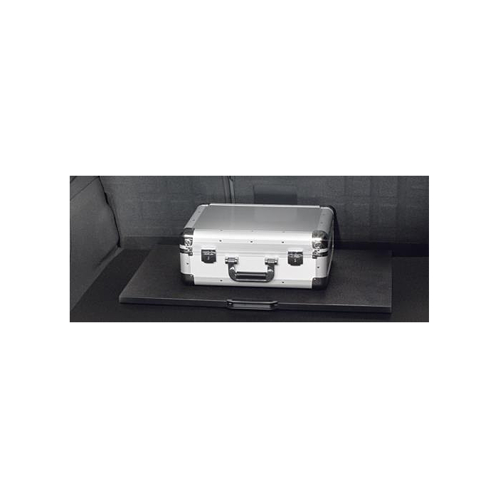 Citroën C-Crosser load compartment