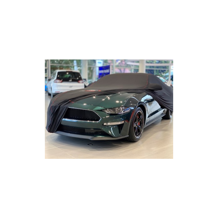 Ford Mustang (03/2015 - ..) premium black cover with red piping, white Ford oval and Ford Performance logo