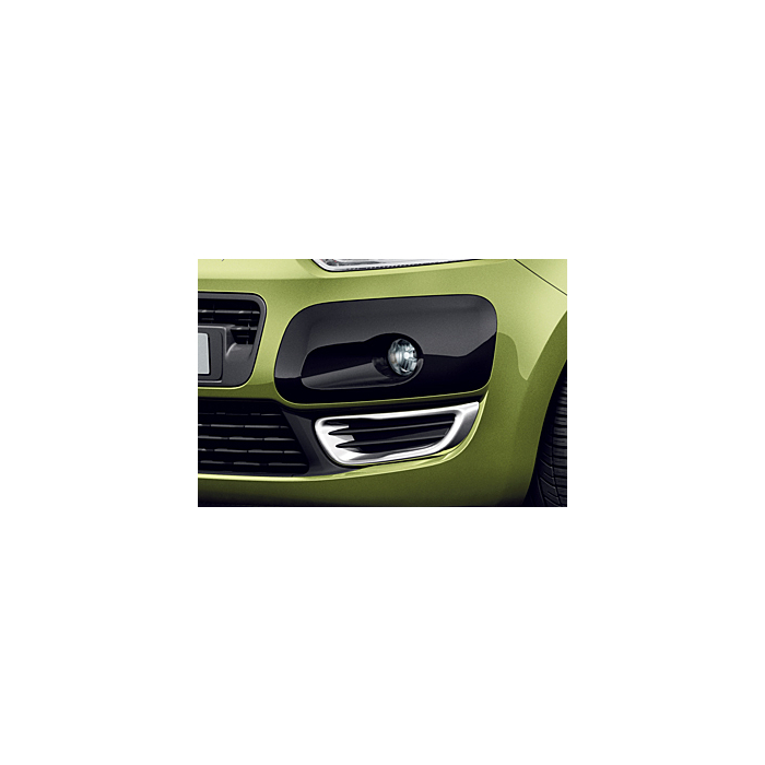 Citroën C3 Picasso chrome molding in bumper