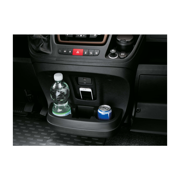 Fiat Ducato 2014 - .. open storage compartment with cup holders
