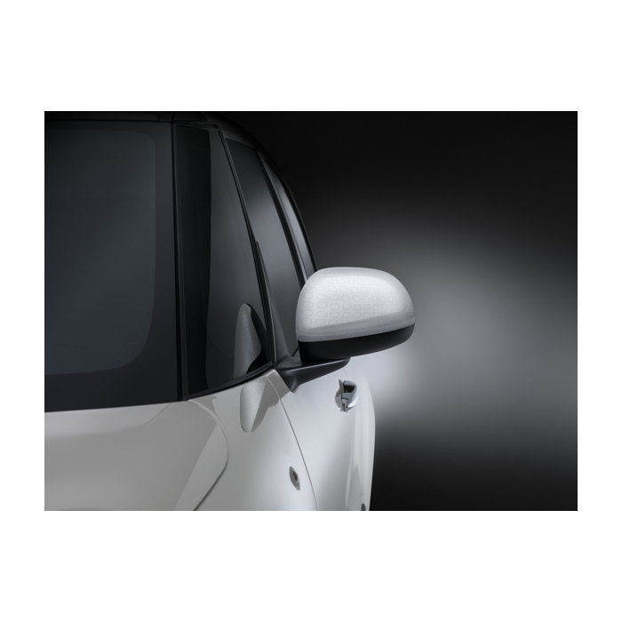 Fiat 500L mirror caps white with technics effects