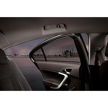 Opel Insignia A hatchback sun shades rear doors