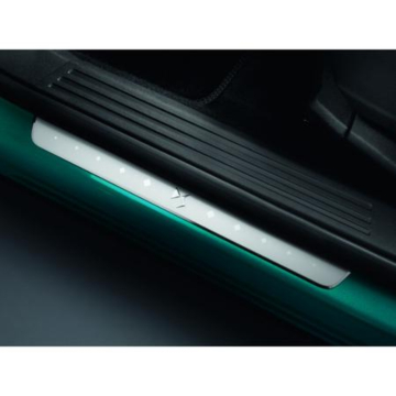 DS3 Crossback / DS 7 Crossback front door sill trim (aluminium grey)