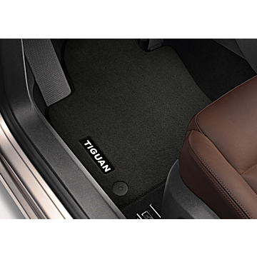 Volkswagen Tiguan floor mats velor, black, front