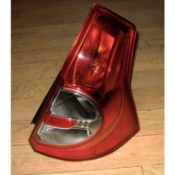Dacia Sandero 2008 - 2012 achterlicht rechts