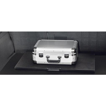 Citroën C-Crosser load compartment