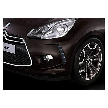 Citroën DS3 (2011 - 2018) chrome trim parts for the foglights