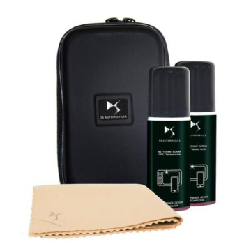 DS Automobiles screen cleaning kit