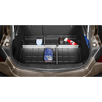 Opel Astra J hatchback organiser luggage space