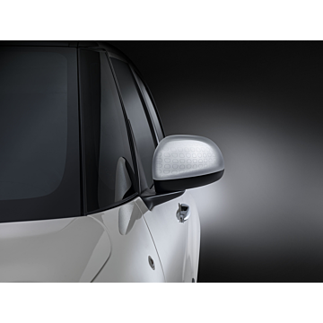 Fiat 500L mirror caps silver with outline technics effect