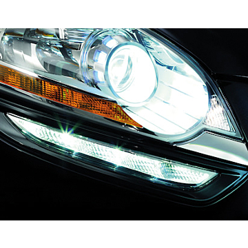 Ford Kuga (2008 - 10/2012) daytime running lights with edge in midnight sky