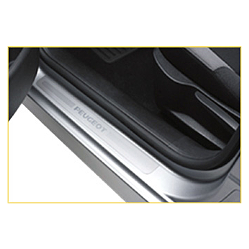 Peugeot 207 scuff plates (plastic) 5-drs & SW