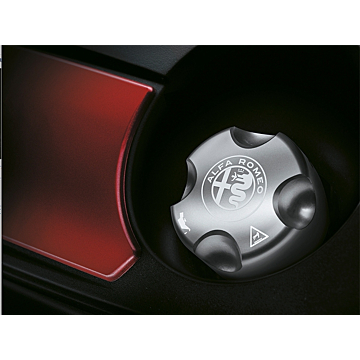 Alfa Romeo Giulietta 2016 - .. / Mito 2013 - .. engine oil cap aluminium gasoline