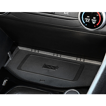 Ford Fiesta (07/2017 - 2023) Qi set for wireless charging integrated vehicle-specific solution