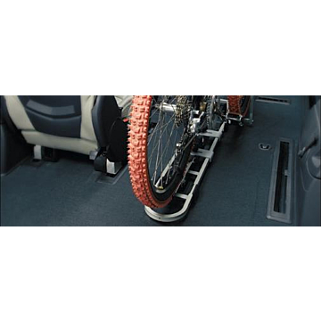 Citroën C8 bicycle carrier (inside)