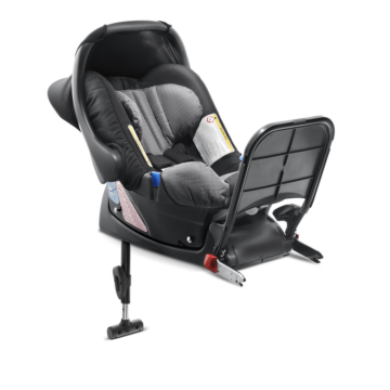 Fiat 500X platform for baby safe plus child's seat